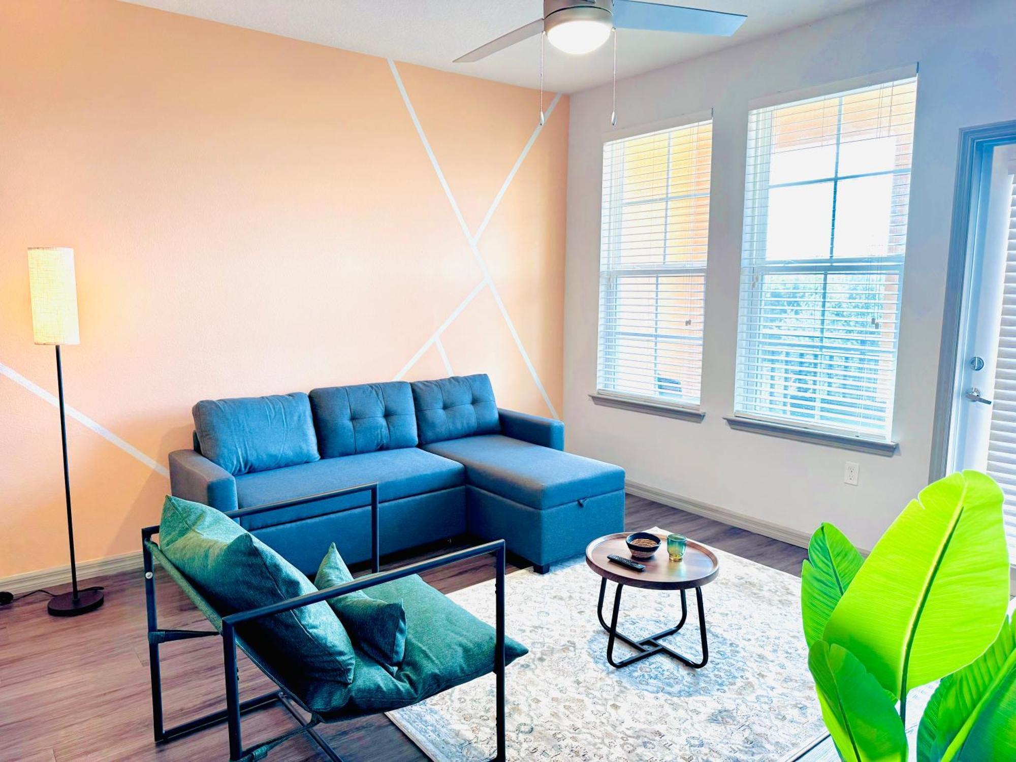 Apartment Entire With Relaxing King Bed, Pets Welcome, 15 Min To Parks, Resort-style Amenities Kissimmee